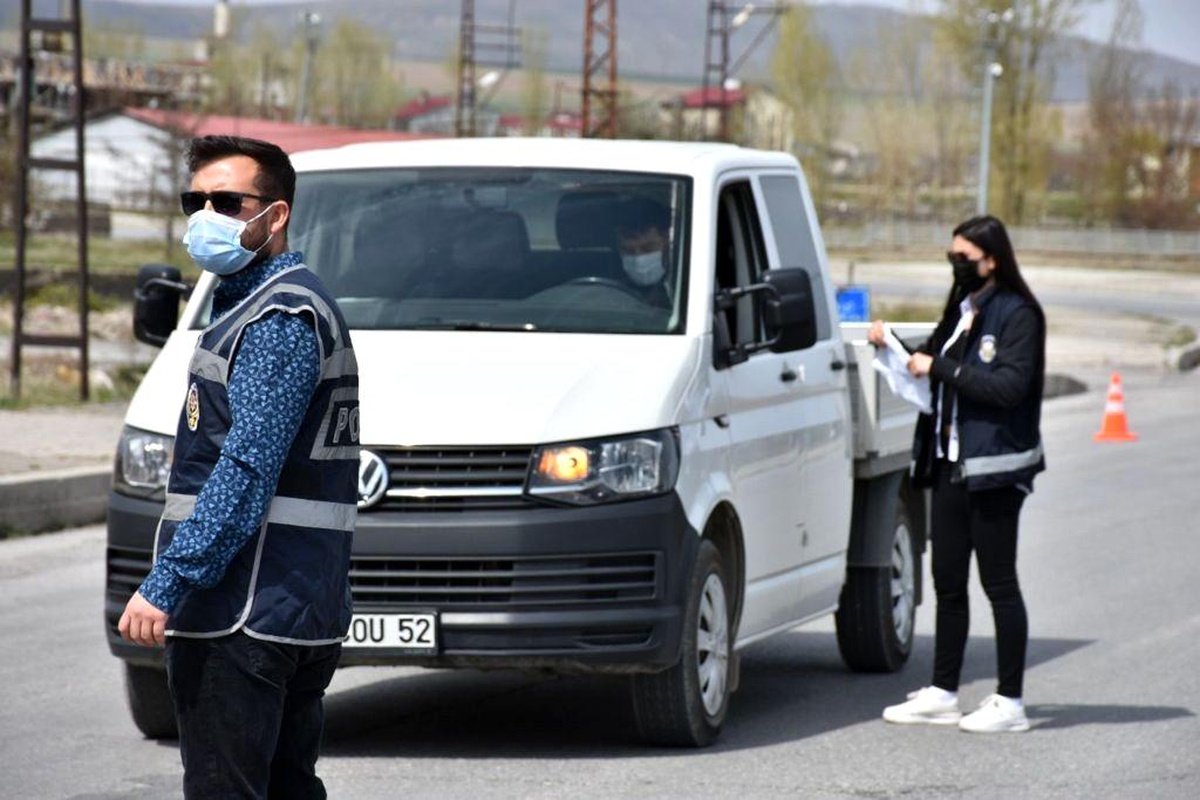 Tam kapanma kurallarına uymayanlara 329 bin 555 lira ceza