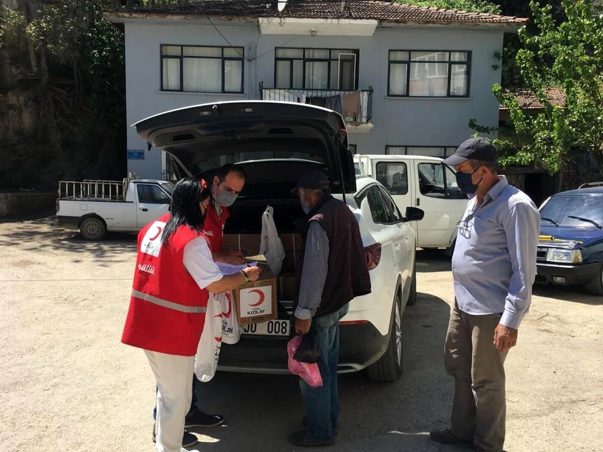 Türk Kızılay Mudanya\'da 150 aileye yardım ulaştırdı