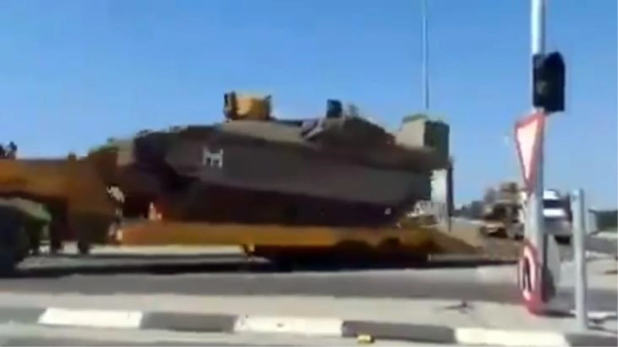 İsrail ordusu Gazze sınırına mühimmat ve tank sevkiyatı yapmaya başladı
