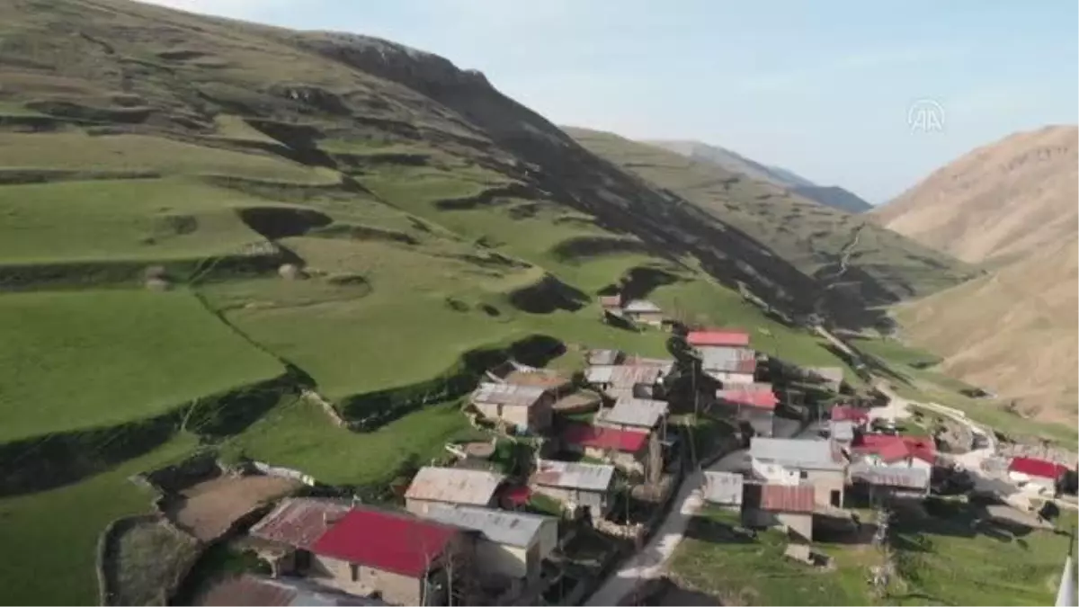 Kış ile sessizliğe bürünen dağ köyleri canlandı