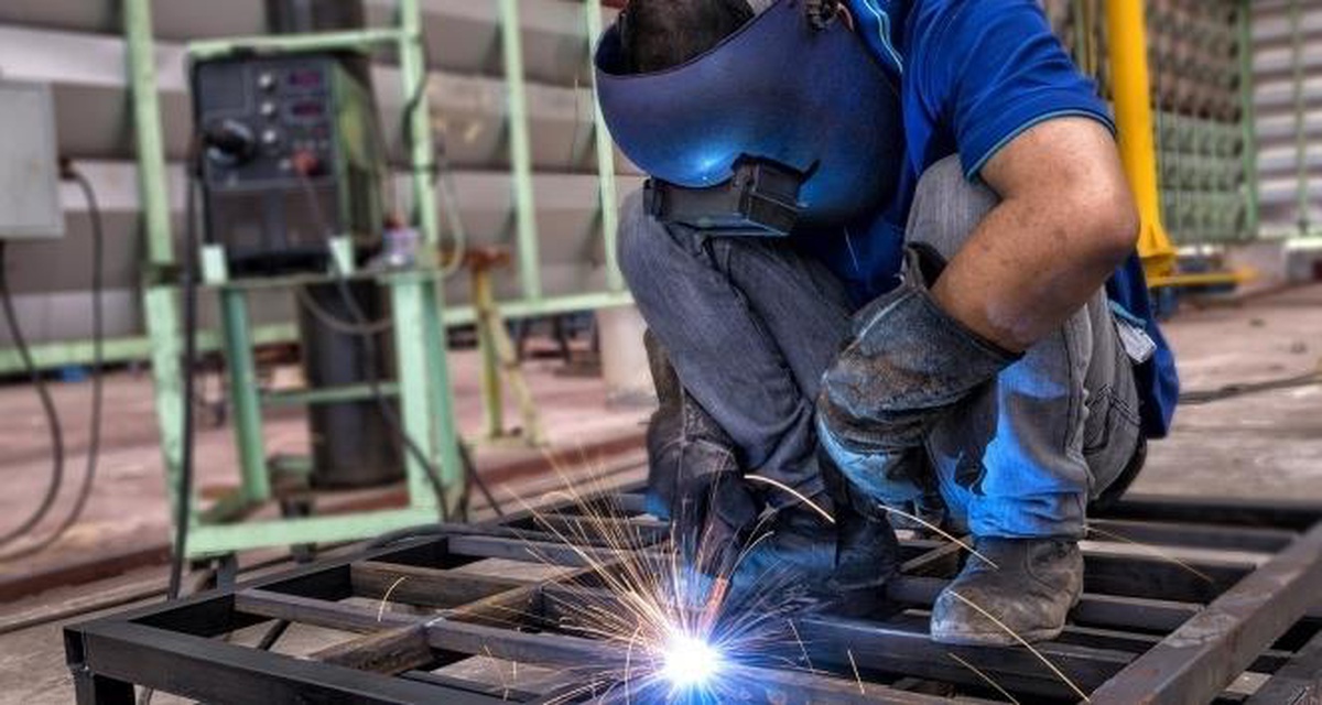 Sanayi üretimi aylık yüzde 0,7 arttı