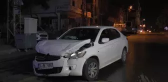 Ümraniye'de otomobil ile hafif ticari araç çarpıştı: 5 yaralı