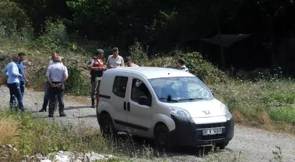 Cansız bedeni çıplak halde ormanlık alanda bulunmuştu! Korkunç cinayeti 4 yıl sonra sperm örneği aydınlattı Cansız bedeni çıplak halde ormanlık alanda bulunmuştu! Korkunç cinayeti 4 yıl sonra sperm örneği aydınlattı