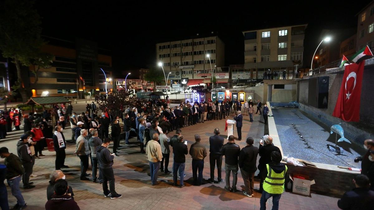 Derince\'de Filistin için destek programı düzenlendi