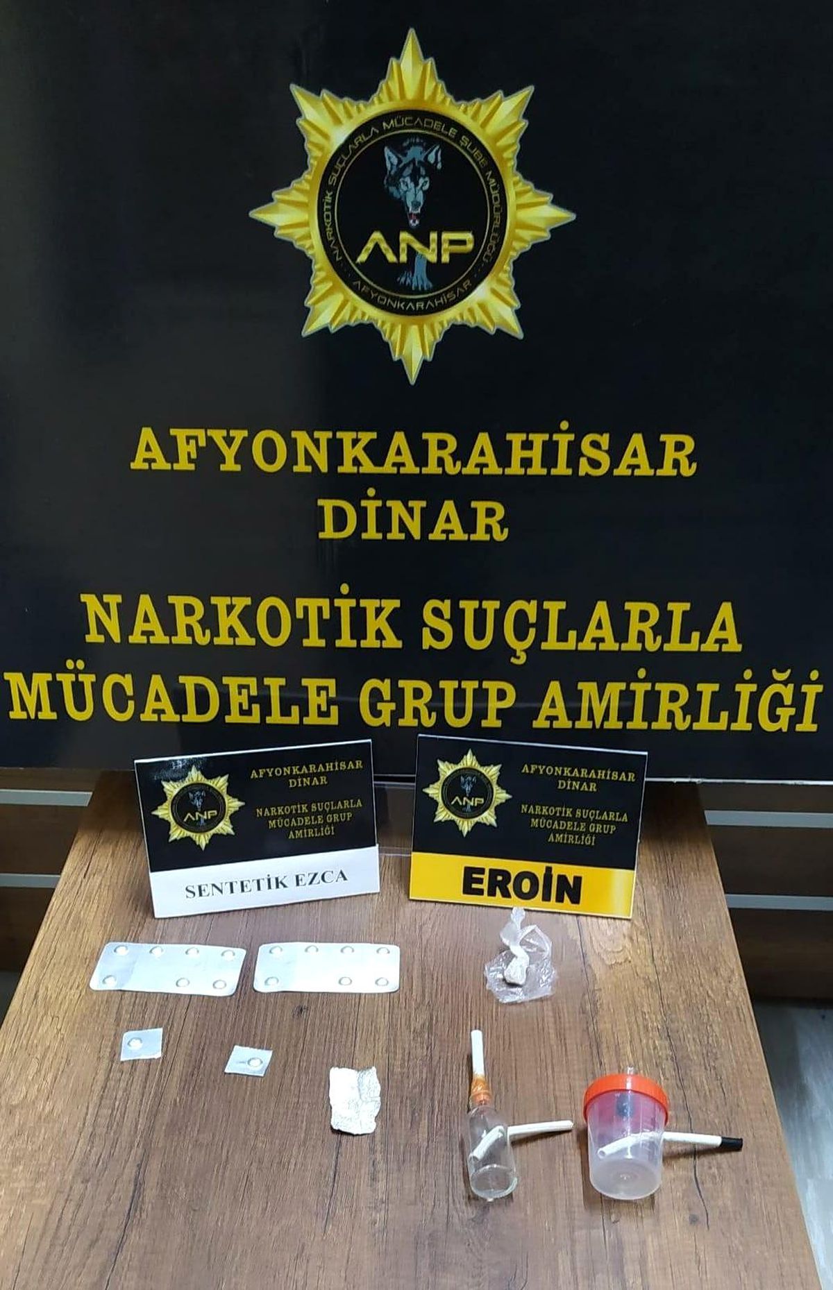 Dinar\'da polisten uyuşturucu operasyonu