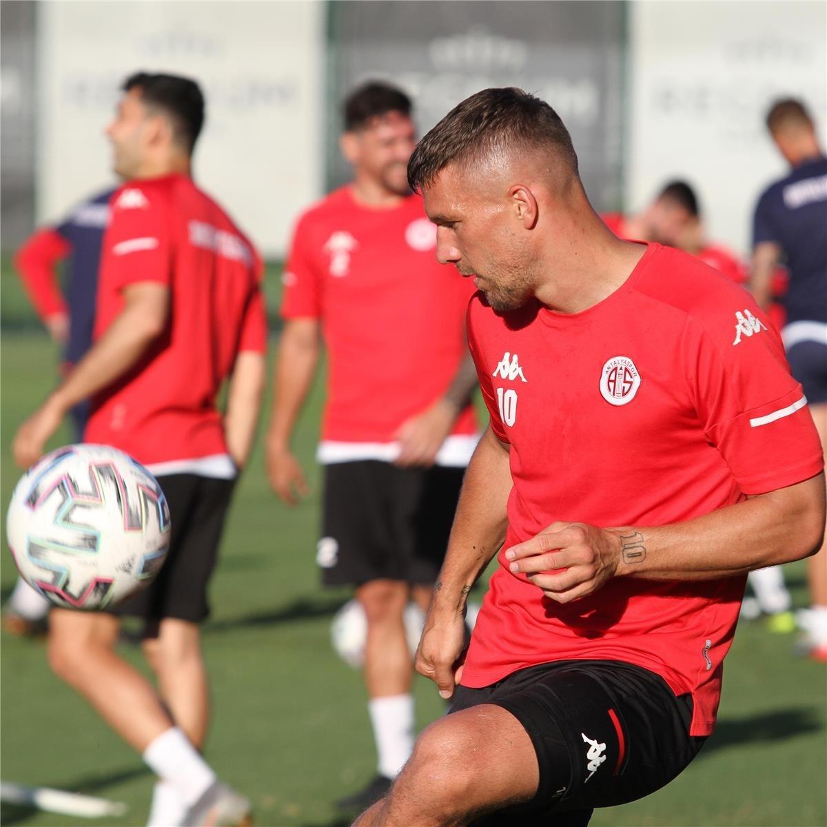 FT Antalyaspor ligde kalmayı garantiledi