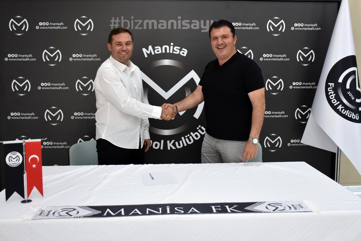 Manisa Futbol Kulübünde sportif direktörlük görevine Serkan İşyapan getirildi