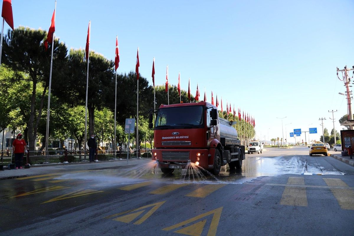 Menderes\'te bayram temizliği
