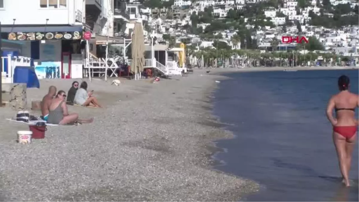 MUĞLA BODRUM SAHİLLERİ TURİSTLERE KALDI