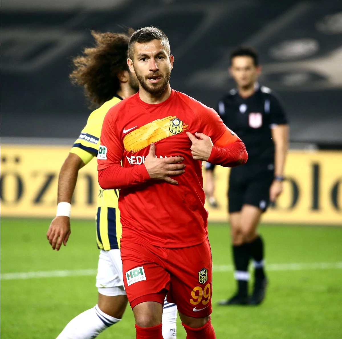 Süper Lig\'in en çok gol atan yerli futbolcusu: Adem Büyük