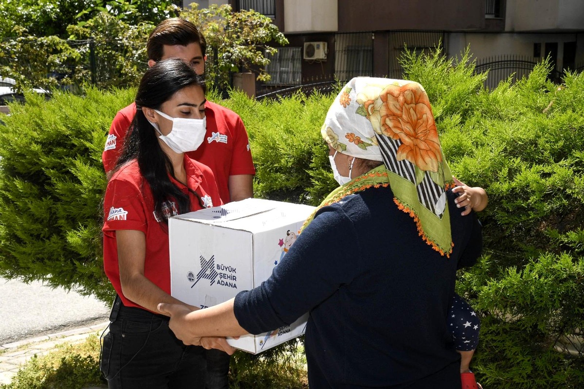 Büyükşehirden ihtiyaç sahiplerine sosyal destek