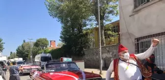 Fatih sokaklarında bayram coşkusu