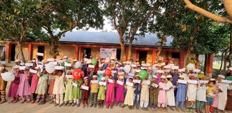 İnsana Değer Veren Dernekler Federasyonu, ramazan yardımlarını ihtiyaç sahiplerine ulaştırdı