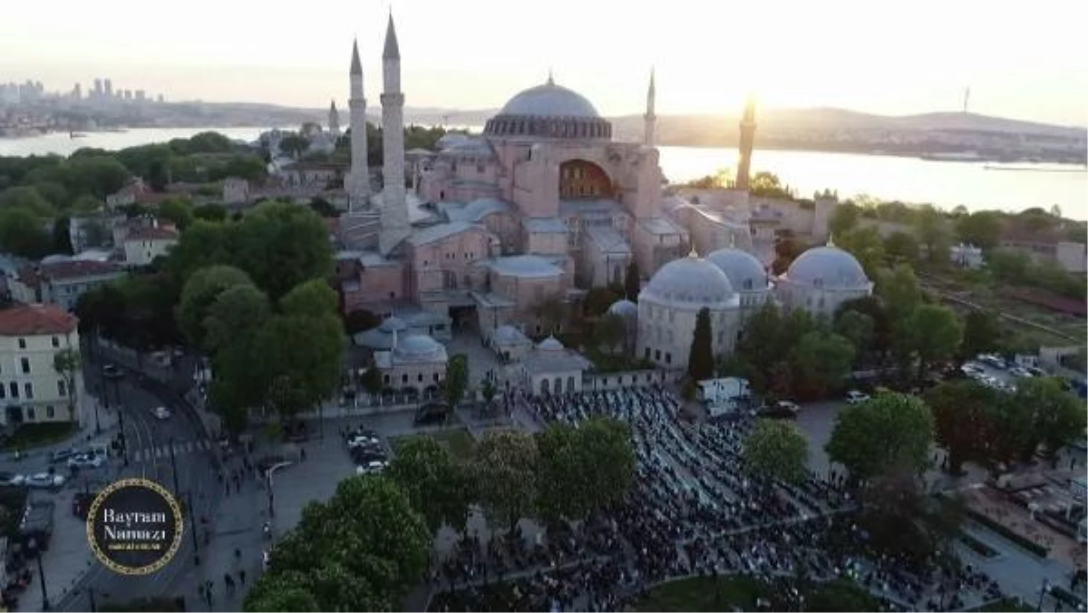 İstanbul\'da bayram namazı kılındı