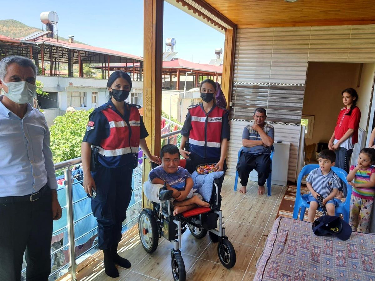 Son dakika haberleri: Jandarma engellileri unutmadı