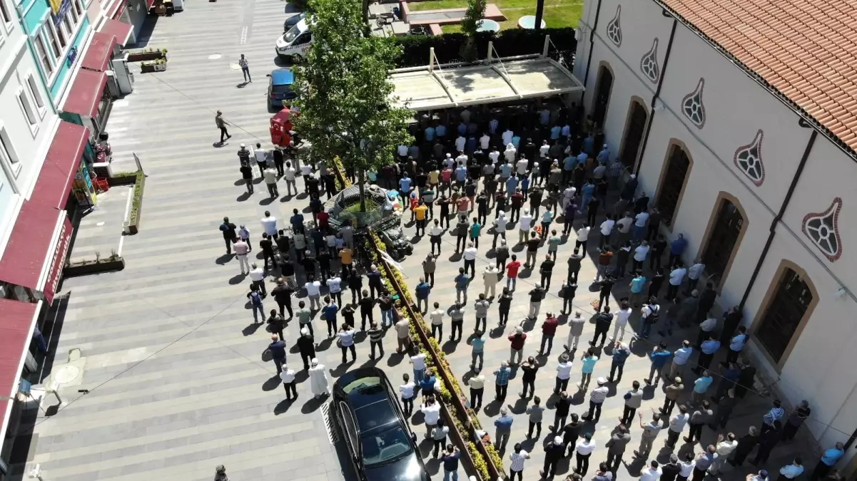 Son dakika haber | - Hayatını kaybeden Filistinliler için Sakarya\'da gıyabi cenaze namazı kılındı