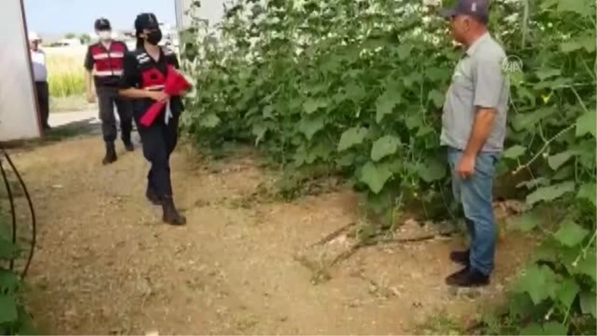 Kahramanmaraş\'ta çalışan çiftçilere 14 Mayıs ziyareti