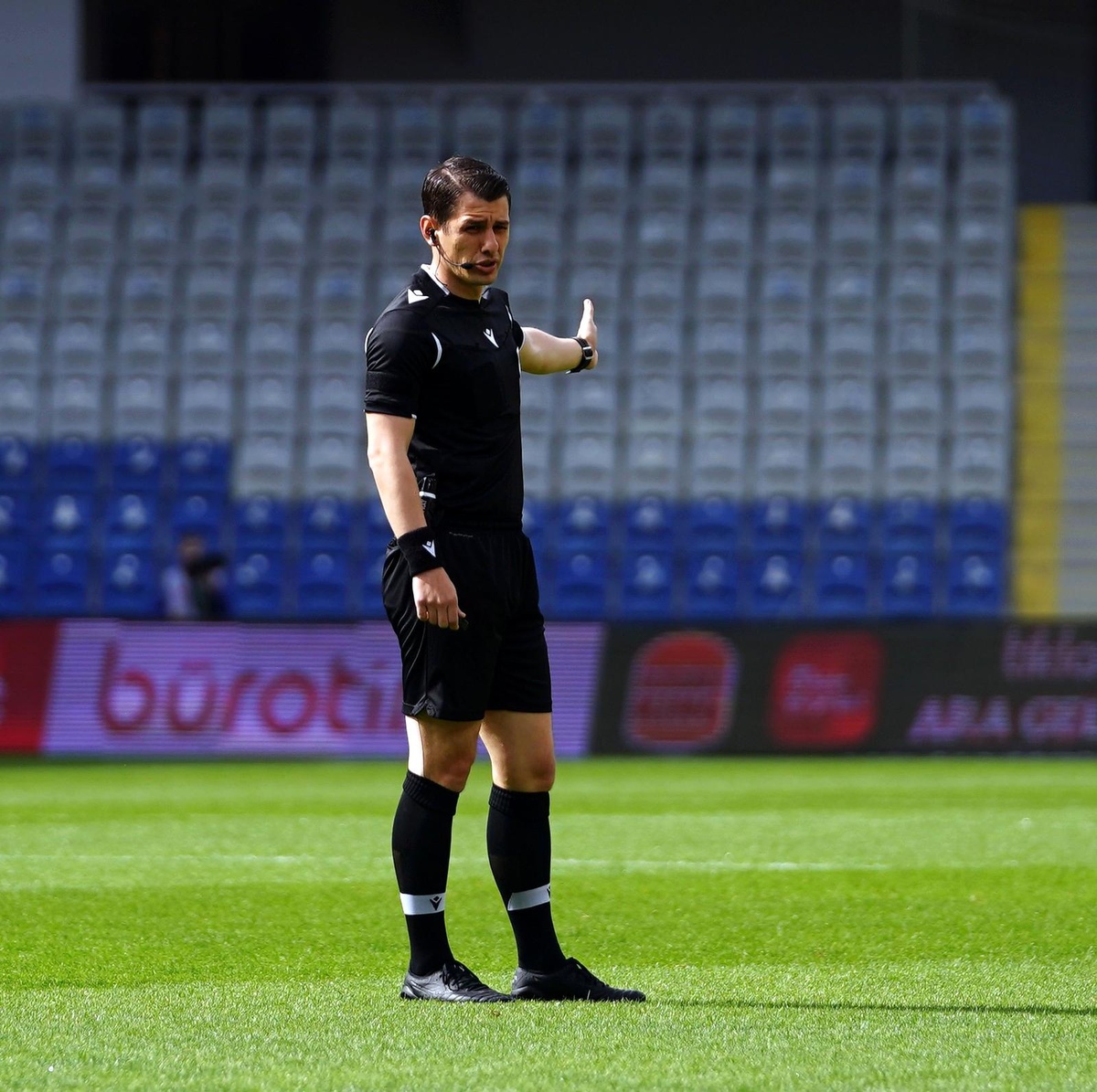 Kayserispor-Fenerbahçe maçını Halil Umut Meler yönetecek