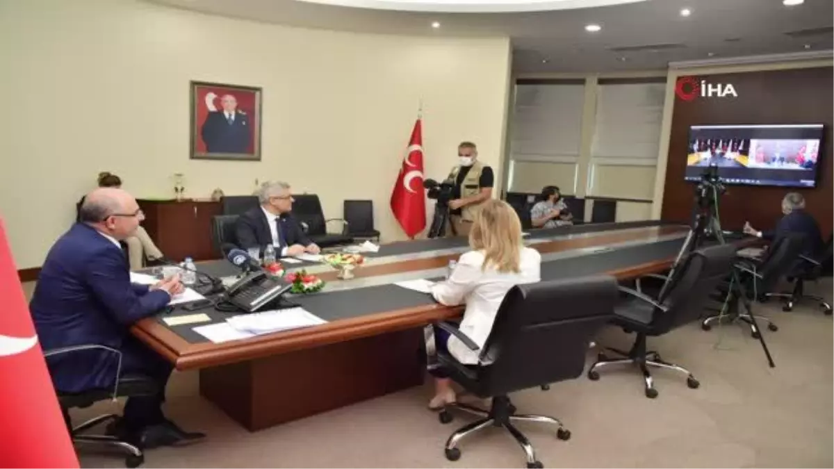 MHP\'de partiler arası bayramlaşma video konferans ile yapıldı