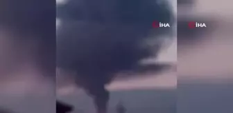 Sakarya'da korkutan yangın... Plastik borular yandı, dumanı gökyüzünü kapladı