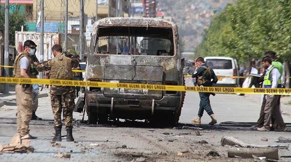 Son Dakika! Afganistan\'da cuma namazı sırasında bir camiye saldırı düzenlendi: 12 kişi yaşamını yitirdi