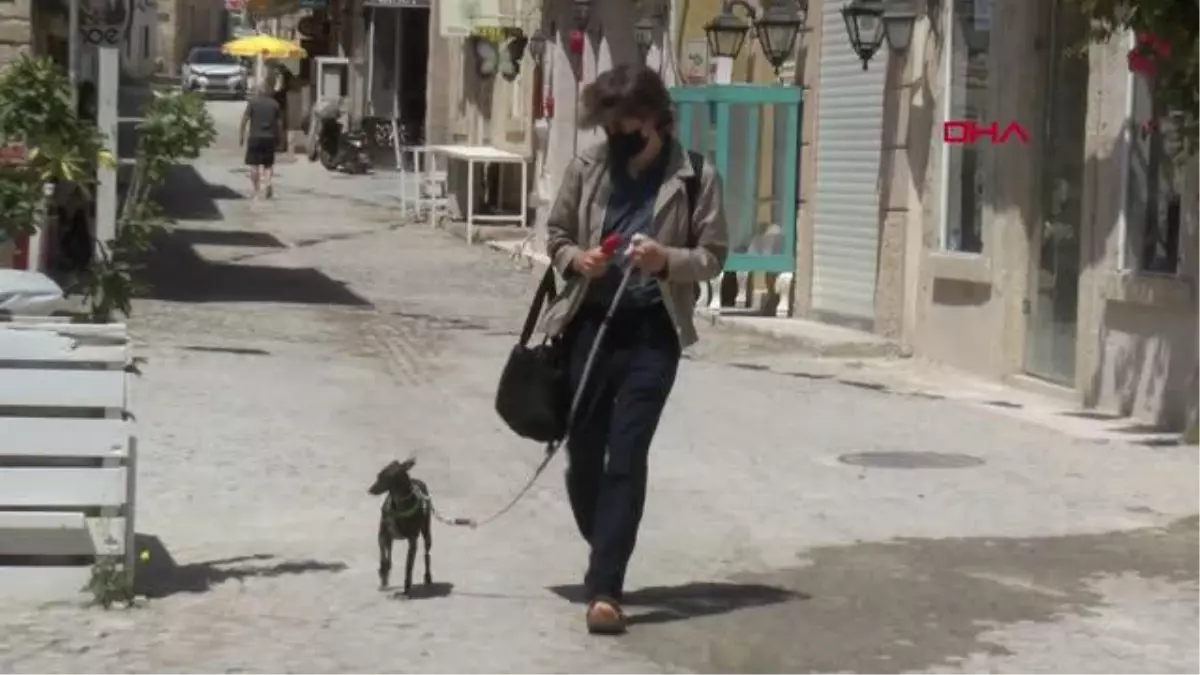 Turizm merkezi Çeşme\'de sessiz bayram