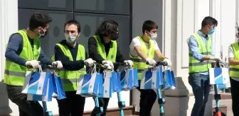 Tuzlalı gençlerden 65 yaş üstü büyüklere sürpriz bayram ziyareti