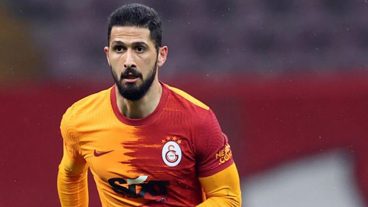 Emre Akbaba'ya tepkiler çığ gibi! Şampiyonluk maçındaki performansı gündeme oturdu