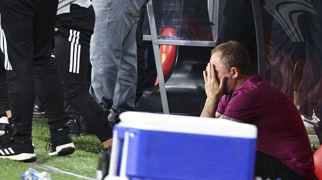 Sergen Yalçın şampiyonlukla hüngür hüngür ağladı, duygularını toparlayıp öyle demeç verebildi