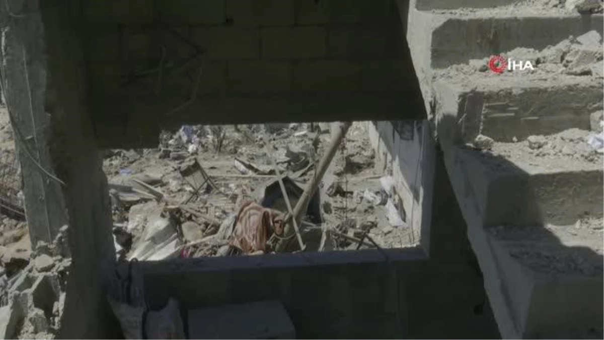 İsrail\'in Gazze\'de vurduğu Beyt Hanun\'daki yıkım görüntülendi