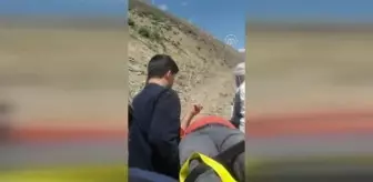 Kayalıklardan düşerek yaralanan kişi AFAD ekiplerince kurtarıldı