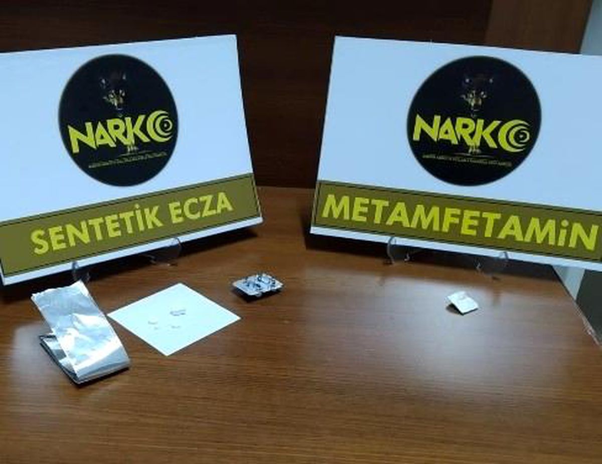 Sokağa çıkma yasağında uyuşturucu ile yakalandı