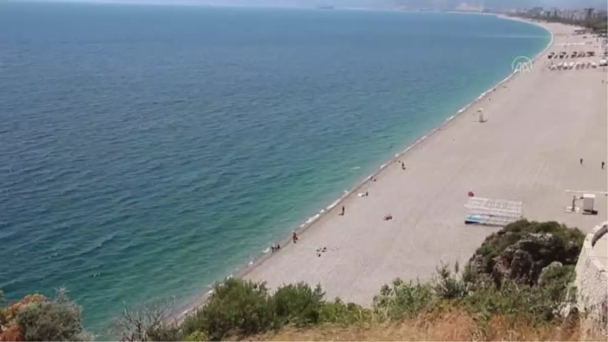 Turizm merkezleri Antalya ve Muğla\'da "tam kapanma" sessizliği sürüyor