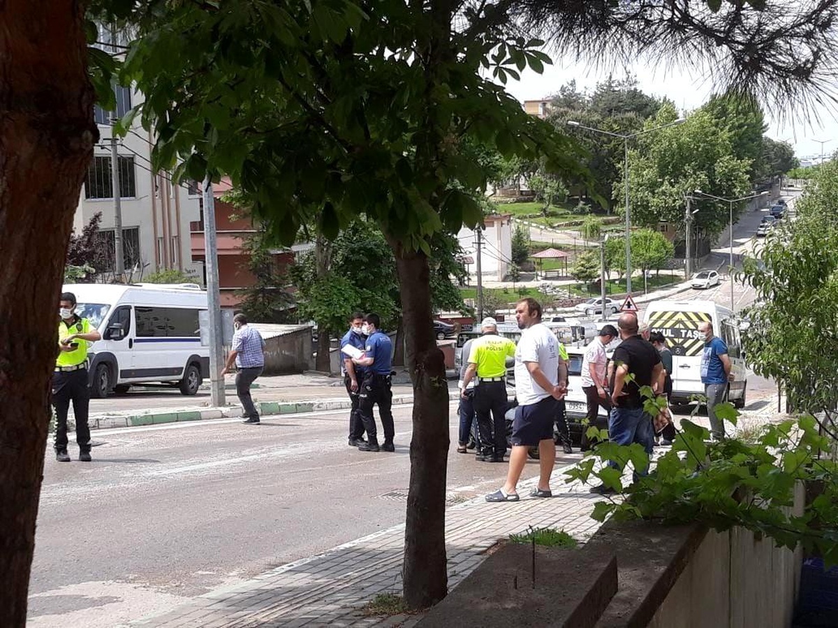 Şiddetli yağış sonrası motosiklet sürücüsü yaralandı