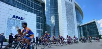19 bisikletli, Ankara'dan Samsun'a pedal çeviriyor