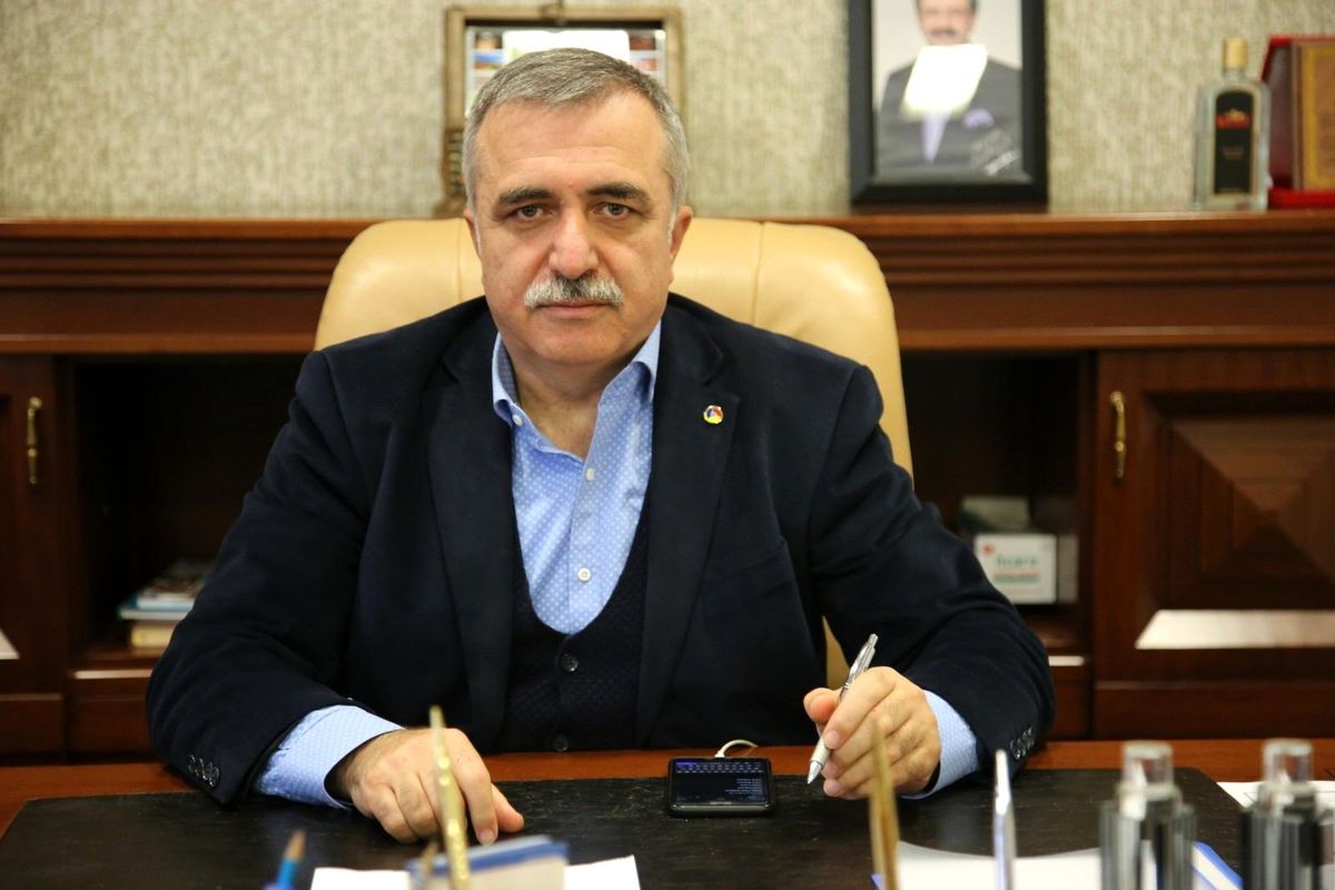 Başkan Çelik: "Kapanma sürecinde esnaf tamiri mümkün olmayan yaralar aldı"