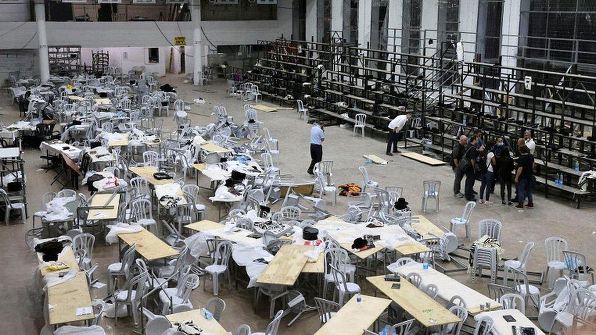 Batı Şeria\'da bir sinagogda ayin esnasında tribün çöktü: En az 2 kişi öldü