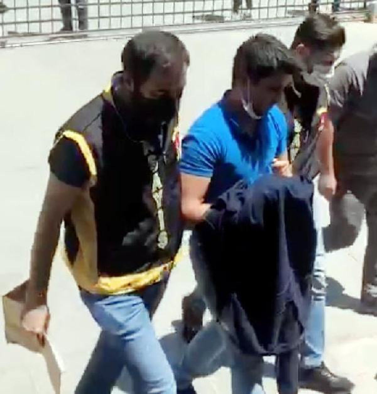 Son dakika haber! Boğuşma sırasında oğlu öldürmüş (4)