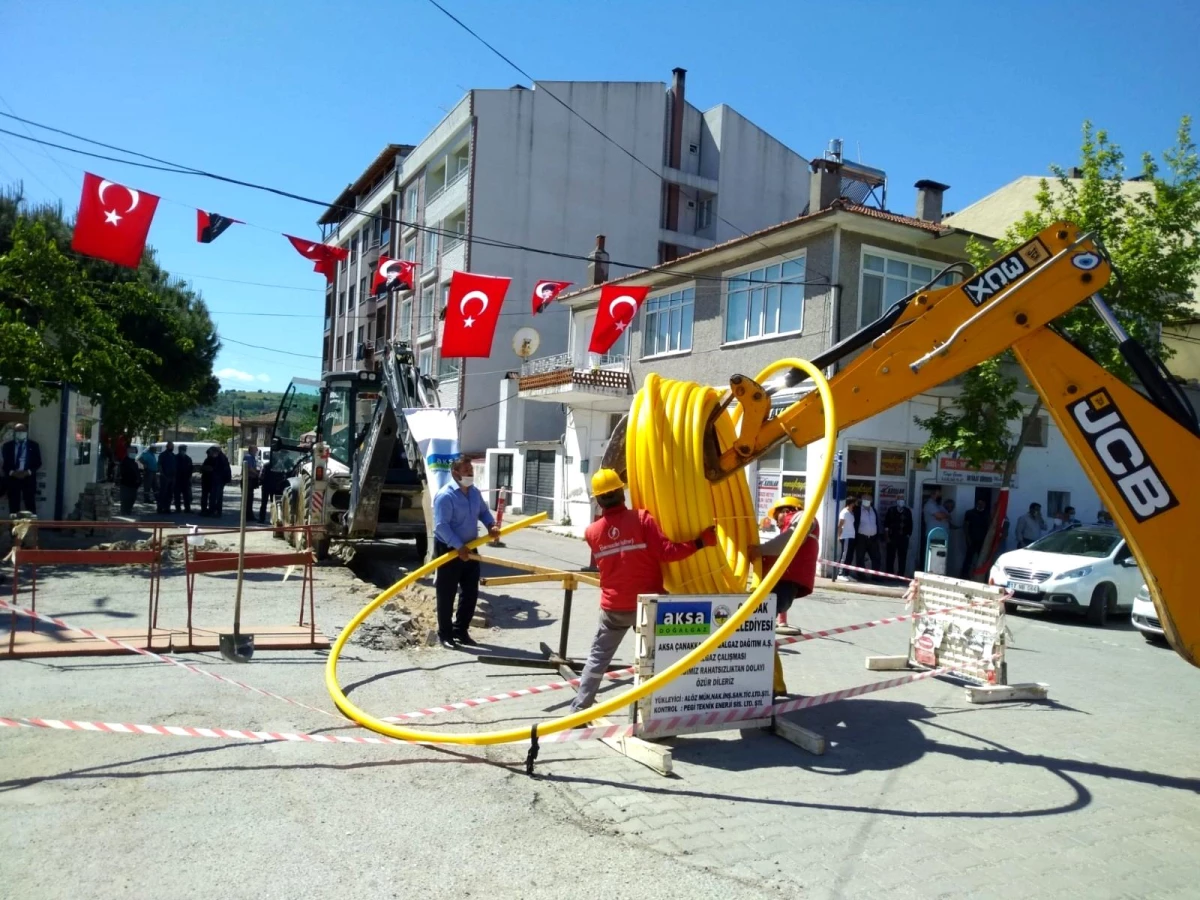 Çardak\'a doğal gaz için ilk kazma vuruldu