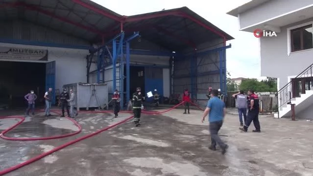 Çelik konstrüksiyon fabrikasında yangın paniği