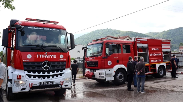 Çelik konstrüksiyon fabrikasında yangın paniği