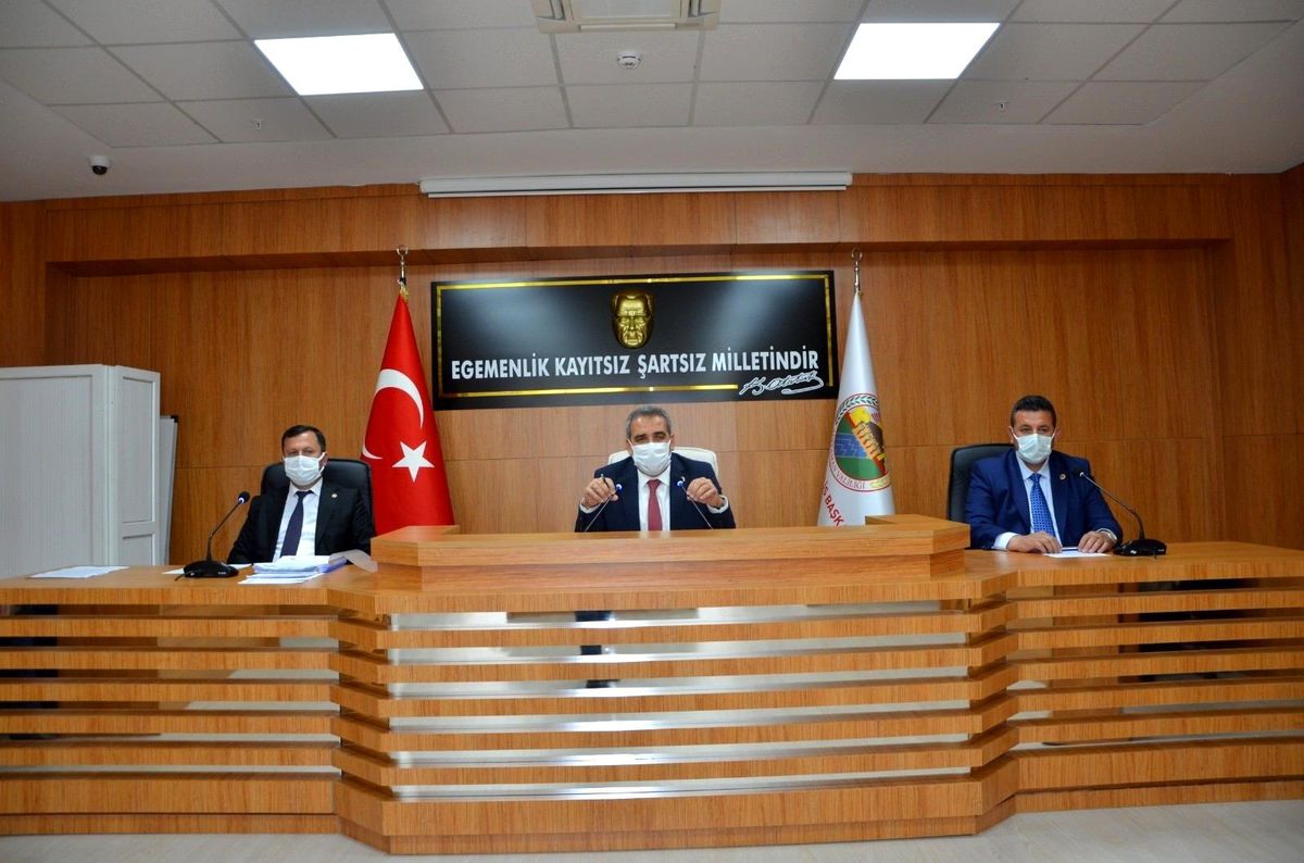 Kapanma nedeniyle İl Genel Meclis toplantısı gecikmeli yapıldı