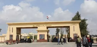 Mısır, sınırı açtı: Gazze'den 250'den fazla yaralı Mısır'da tedavi altına alındı