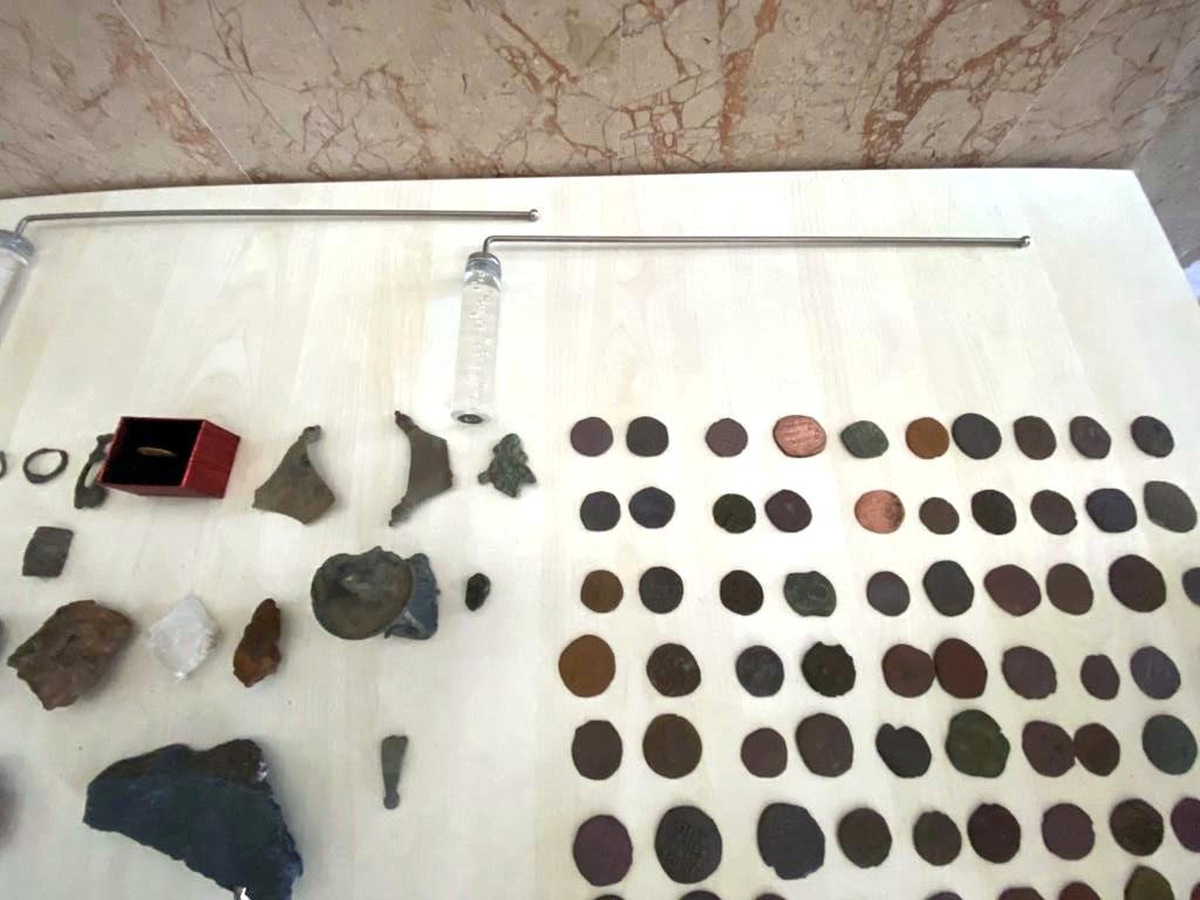 Sakarya\'da Roma ve Bizans dönemine ait 152 sikke ve tarihi obje ele geçirildi