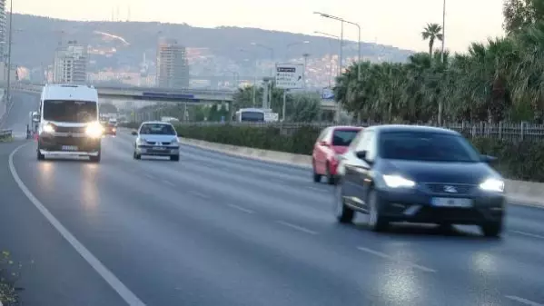 Tam kapanma bitti; İzmir'de yoğunluk başladı