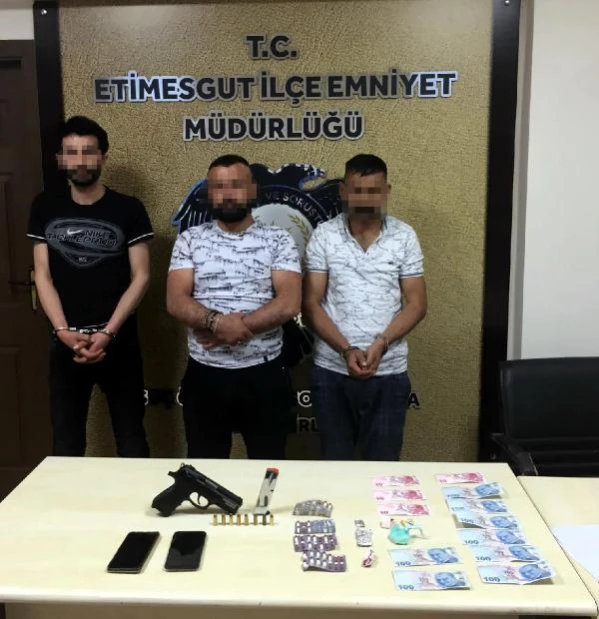 Ankara'da uyuşturucu operasyonu: 4 gözaltı