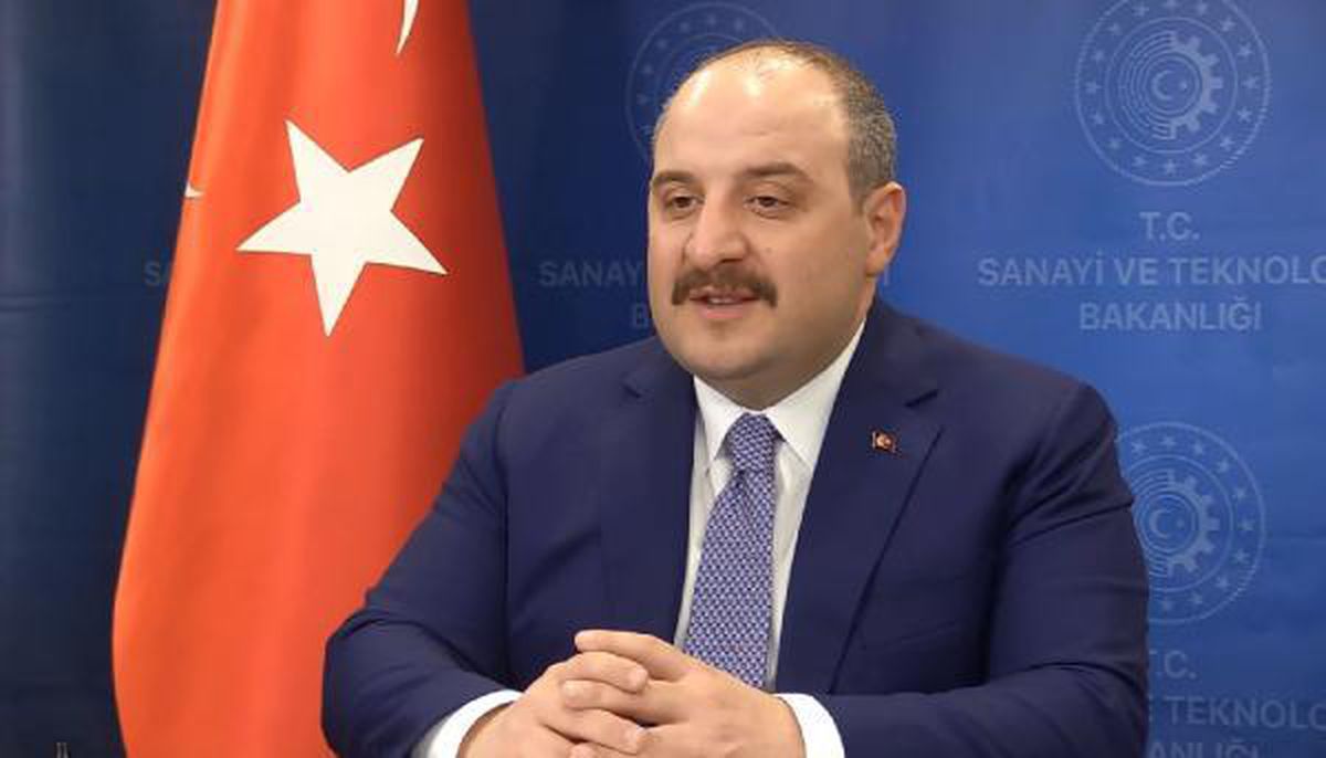 Bakan Varank: Elektrikli araçlara şarj altyapısı için yol haritamızı hazırladık