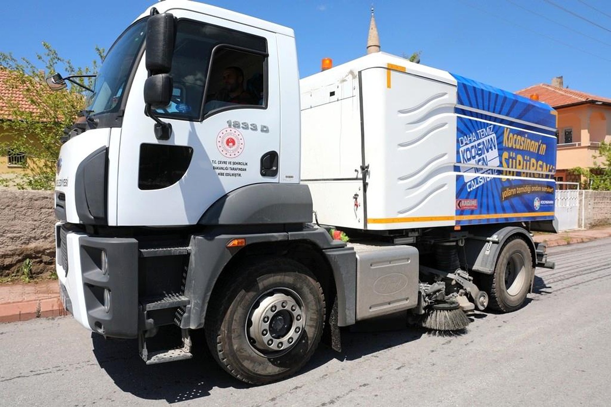 Daha temiz bir Kocasinan için bahar temizliği devam ediyor