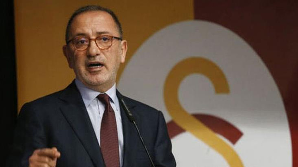 Fatih Altaylı\'dan ultrAslan hakkında sert açıklama: Sedat Peker\'le kol kola gezen mafyalaşmış bir grup
