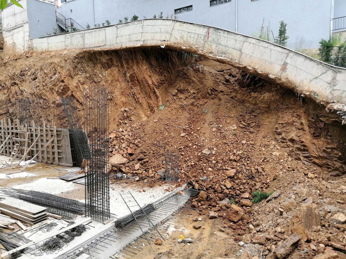 İnşaatın kayan temeli 24 aileyi evinden etti